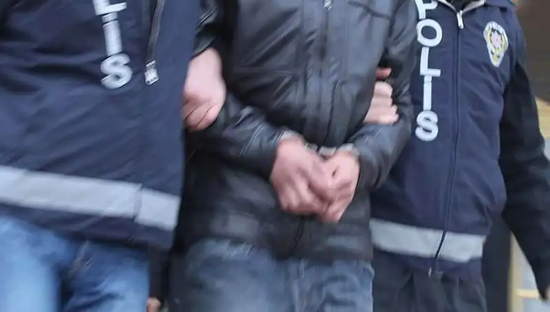Konya Merkezli Dolandırıcılık Çetesi Çökertildi: 13 Gözaltı