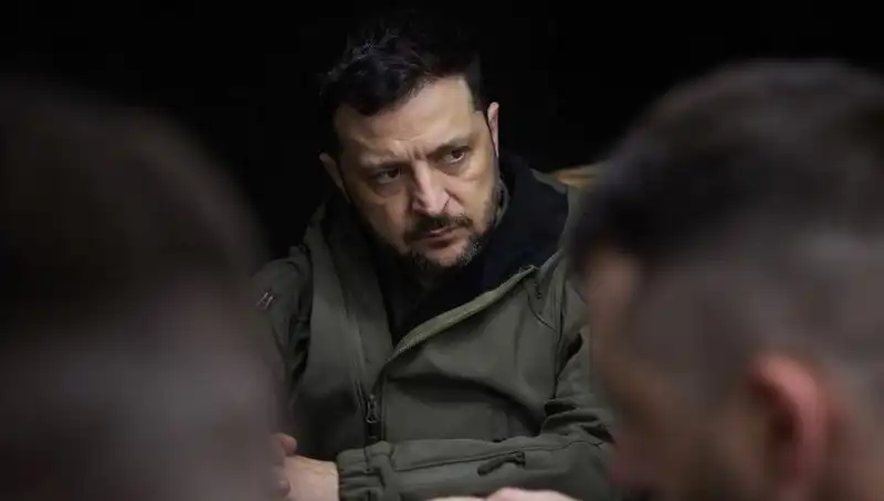 Rusya'nın Kuzey Kore'den Aldığı Füze Teknolojisi: Zelenski'nin Çarpıcı İddiası