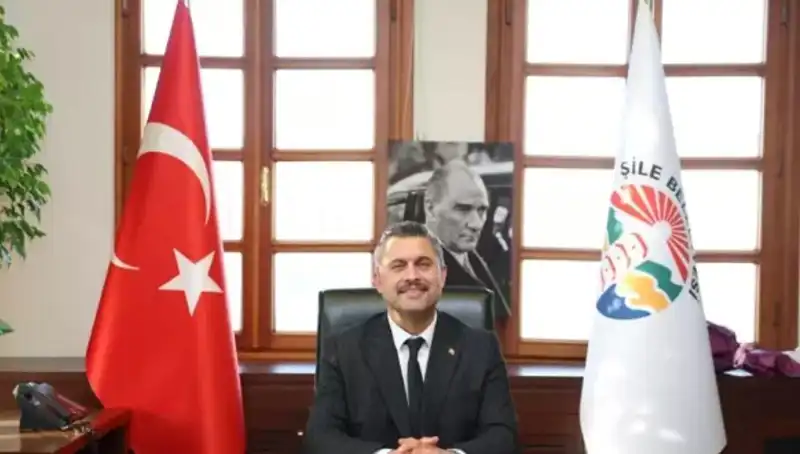 Şile Belediye Başkanı Özgür Kabadayı: Vizyonu ve Başarılarıyla Tanınan Bir Yerel Lider