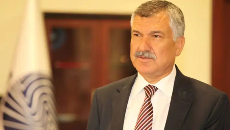 Adana'nın Dört Yüzü: Zeydan Karalar'ın Siyasi Yolculuğu ve Hayatı