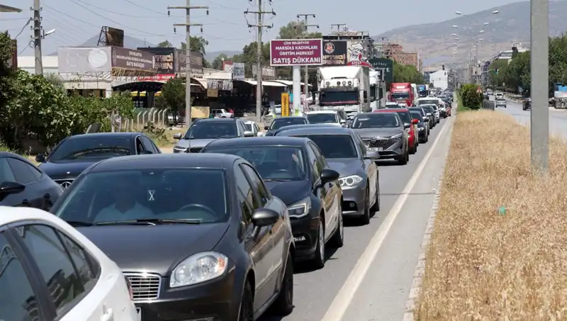 60 Kilometrelik Araç Kuyruğu: Aydın ile Muğla Arasında Yaşanan Kriz