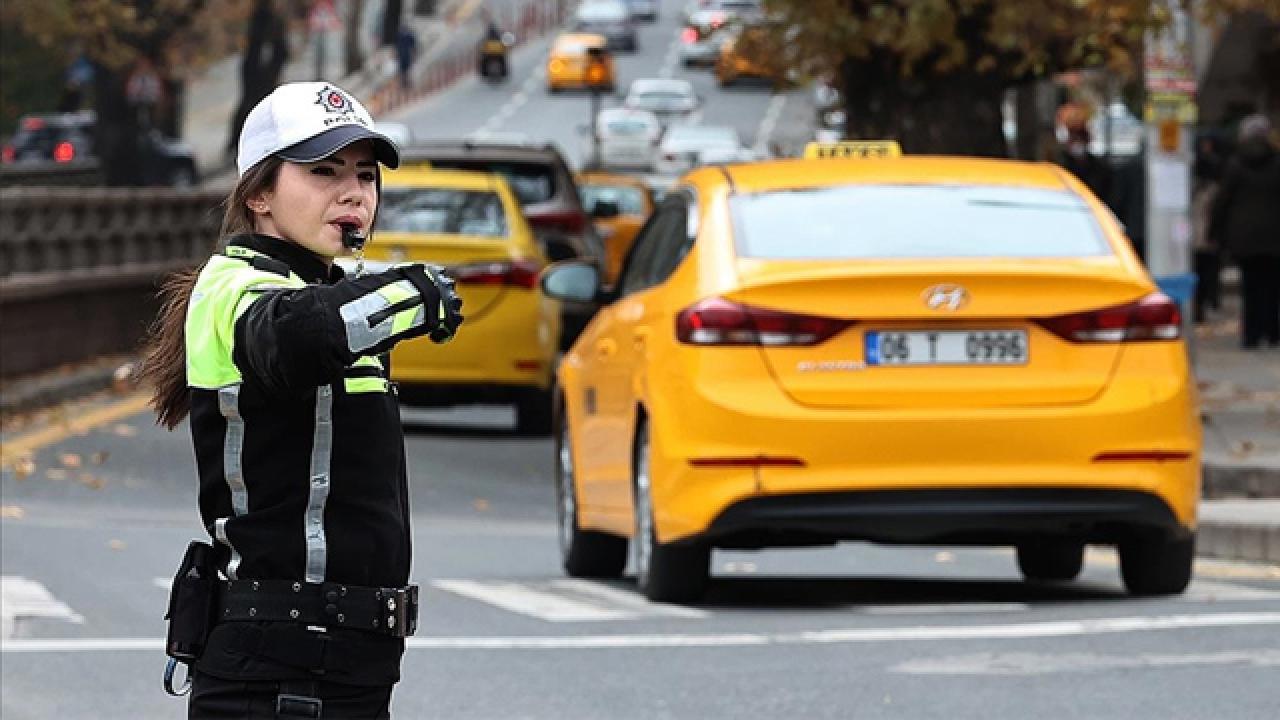 Ankara'da Yollar Trafiğe Kapatılıyor!