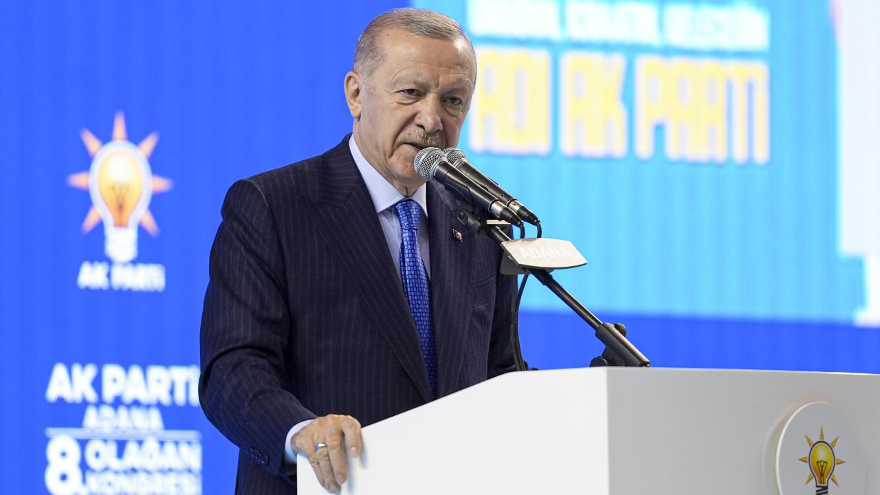 Erdoğan'dan Özel'e Esenyurt ve Beşiktaş eleştirisi
