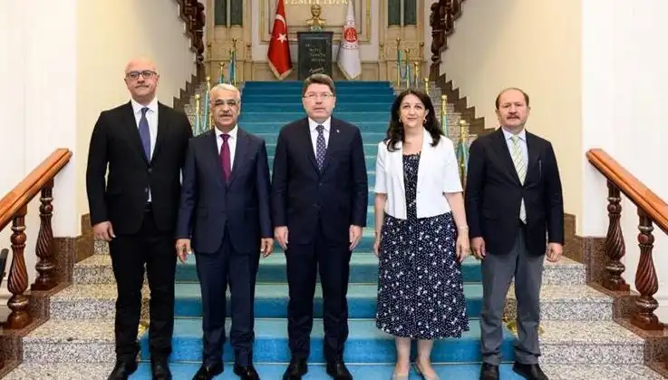 DEM Partisi İmralı Heyeti Bakan Yılmaz Tunç ile Görüştü: Yüz yüze görüşmenin önemi ne?