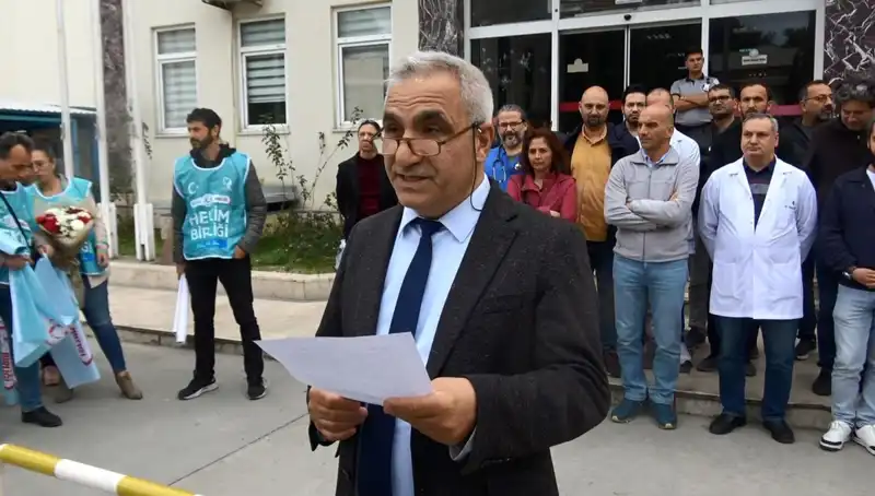 Antalya’da Doktora Saldırı: Sağlık Çalışanları Eylemde!