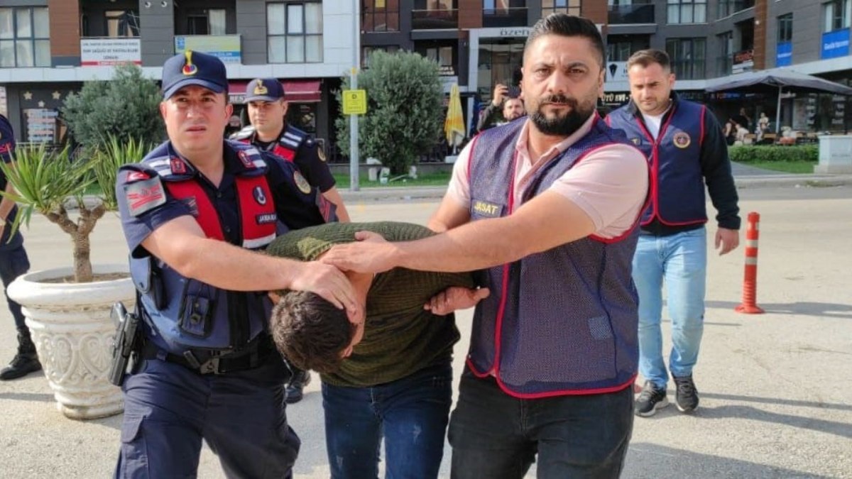Edirne'de Kan Donduran Cinayet: Katil Oğul, Kayıp Babayı Arama Çalışmalarına Katıldı
