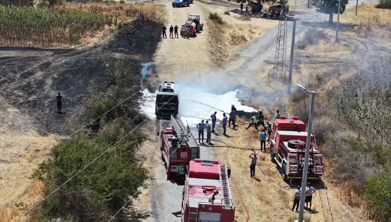 Seyir Halindeki Tanker Korkunç Bir Yangında Alev Alev Yandı