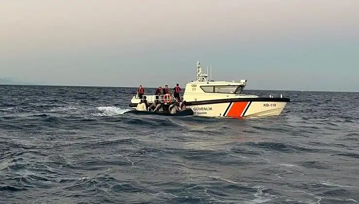 Ayvacık açıklarında 17 Göçmen Yakalandı: Yeni Gelişmeler ve Nedenleri