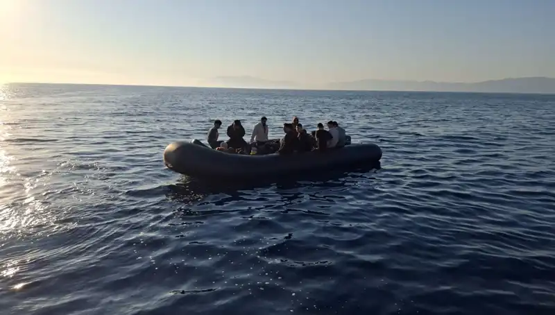 Ayvacık'ta Düzensiz Göçmenlerin Kurtarılması: Hayat Kurtaran Operasyon Detayları