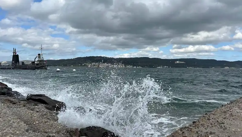 Beykoz Sahillerinde Yaz Keyfine Yasak Geliyor: Denize Girmek Artık İmkansız!