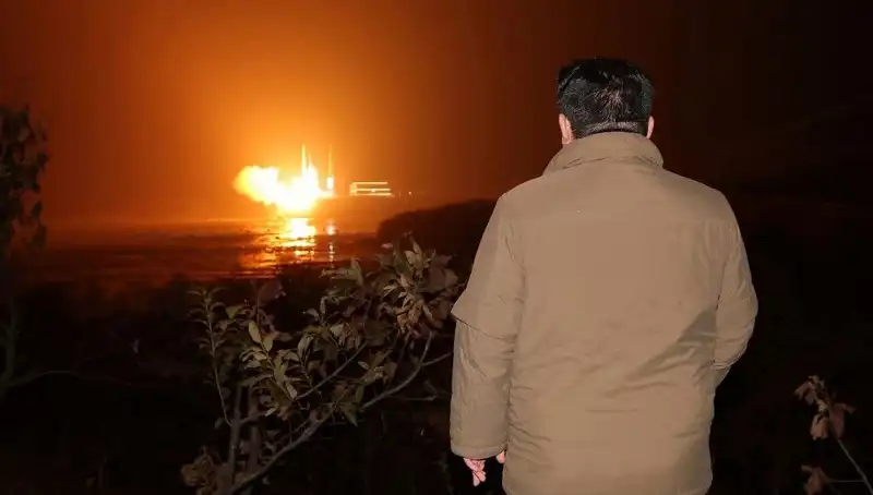 Kuzey Kore’nin Silahları: Faturayı Amerika mı Ödüyor?