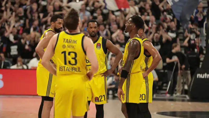 Türkiye'nin Gururu Fenerbahçe, Panathinaikos Karşısında Final Hedefli Maçına Çıkıyor