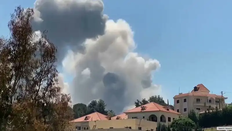 İsrail'in Lübnan Hava Saldırısı: Kayıplar ve Siyasi Gerginlikler