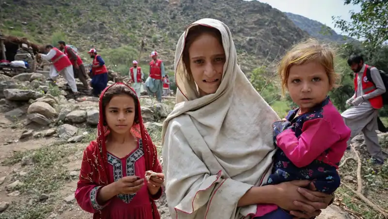 Uykuda Yakalayan Deprem: Afganistan'da 2 Binden Fazla Can Aldı