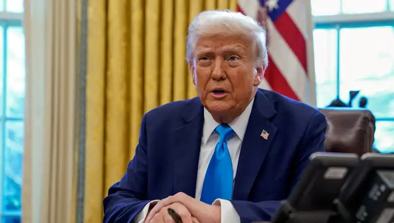 ABD Başkanı Trump, Ticarette Tarife Muafiyetini Kaldırdı: Ekonomiye Etkileri ne Olacak?
