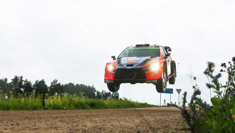 Otomobil Rallisinde Facia: İki Seyirci Hayatını Kaybetti!