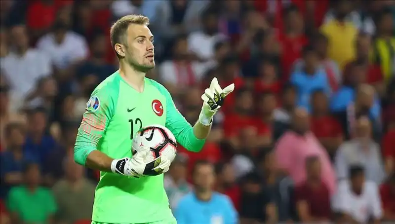 Mert Günok: Futboldan Emekli Olmanın Zamanı Geldi!