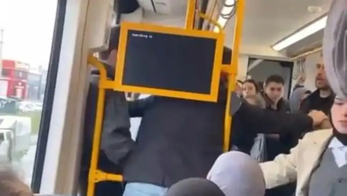 İstanbul Metrosunda Tekme Tokat Kavga İhbarı: Güvenlik Açıklama Yaptı