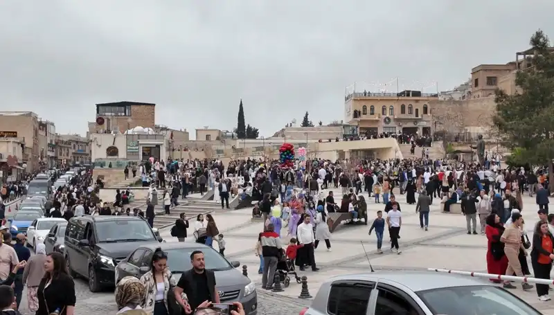 Mardin, Ramazan Bayramı'nda Turist Akınıyla Şenlendi