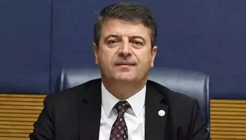 Adıyaman Belediye Başkanı Abdurrahman Tutdere Görevine İade Edildi: Şehrin Yeni Dönemi Başlıyor