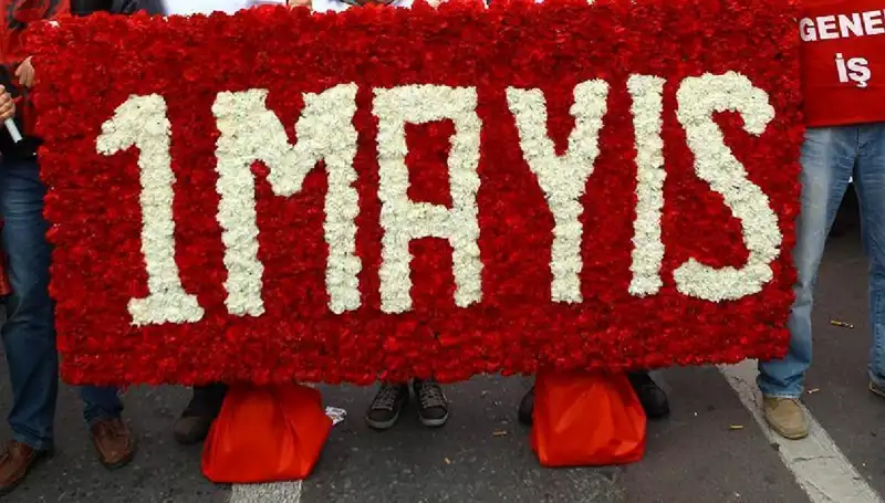 1 Mayıs Emek ve Dayanışma Günü: Okullar Tatil Mi? Tüm Detaylar Burada!