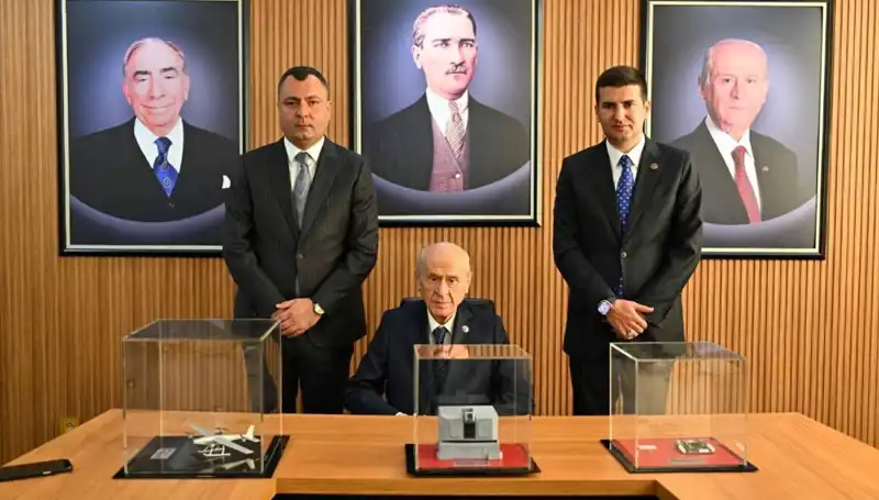 MHP Lideri Bahçeli, Ülkü Ocakları'nın Geleceğine Işık Tutuyor