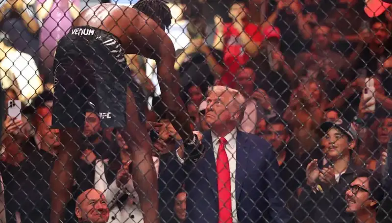 Trump’tan Şaşırtan İlan: Beyaz Saray Bahçesinde UFC Heyecanı!