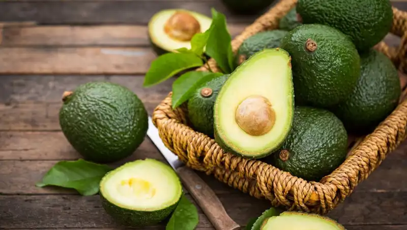 Avokado: Sağlıklı mı Yoksa Sakıncalı mı? Gerçekler ve Efsaneler!