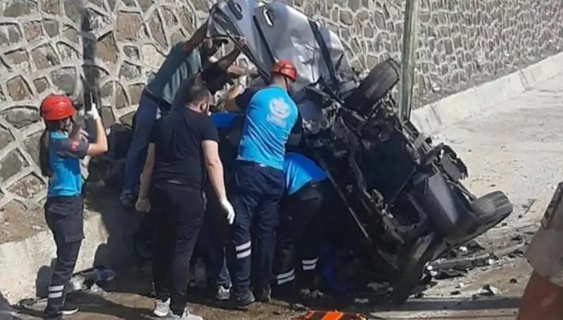 Tunceli'de Şok Kafa Kafaya Çarpışma: Kaza Detayları Ortaya Çıktı