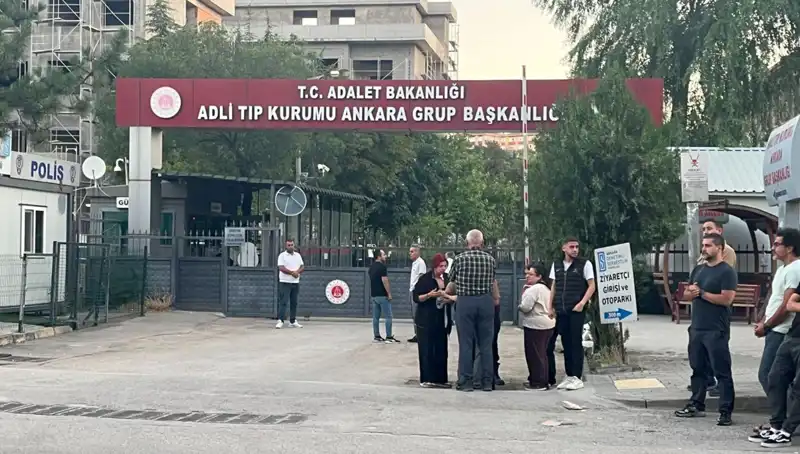 Şehitlerin Naaşları Ankara'ya Getirildi: Ulusun Acısı Derinleşti