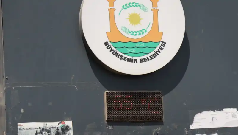 Sıcaklıklarda Rekor Kırıldı: Termometreler 55 Dereceyi Aştı!