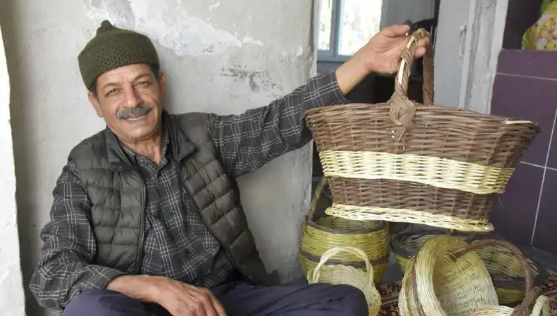 Geleneksel Mesleğin Son Ustası: 60 Yıldır Dede Yadigarı İşini Sürdürüyor
