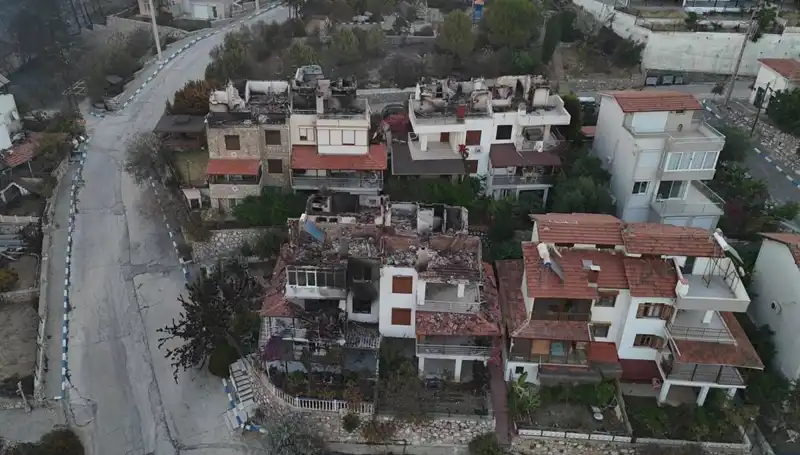Orman Yangınlarının Yarattığı Tahribat: Evler Kullanılamaz Hale Geldi