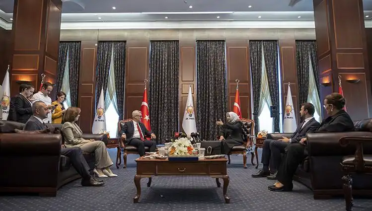 AK Parti Bayramlaşma Programı Duyuruldu, CHP Neden Yer Almadı?