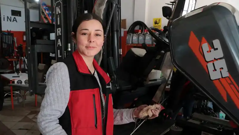 Melike Hanım: Sanayideki İlk Kadın Forklift Ustası Olma Yolunda