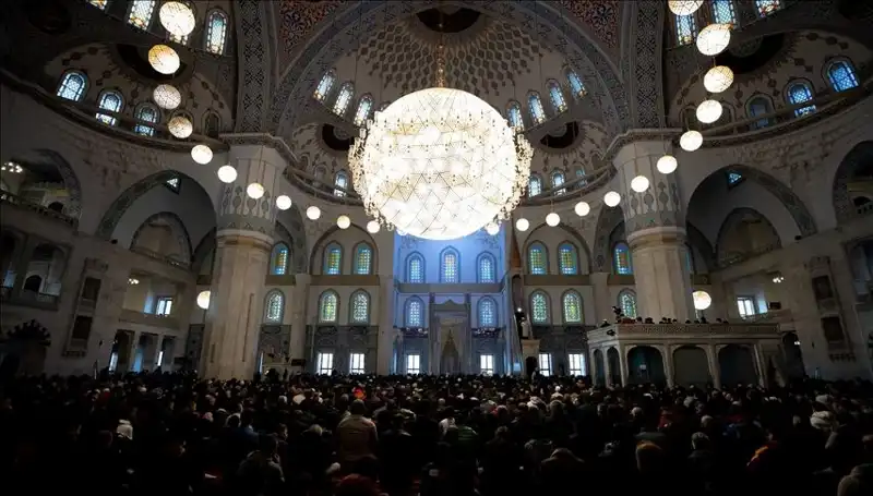 Safer Ayı Nedir? Müslümanlar İçin Önemi ve Tarihsel Kapsamı