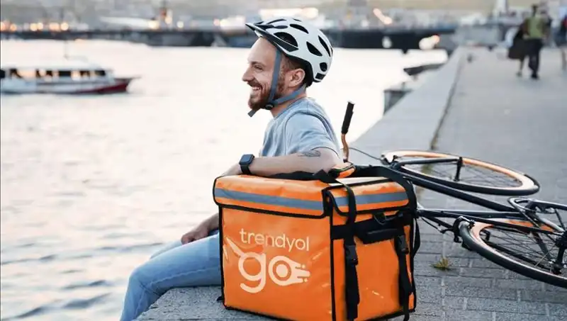 Uber, Trendyol Go'yu Satın Alma Planlarıyla Türkiye Pazarına Giriyor