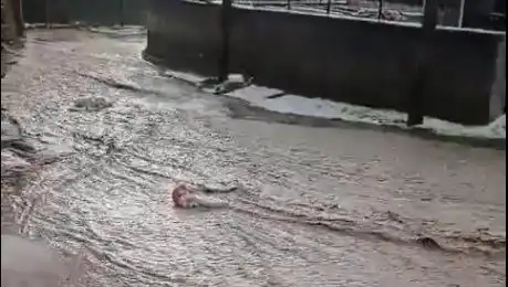 Sivas’ta Aniden Bastıran Dolu ve Sağanak, Sel Felaketi Yarattı