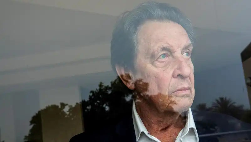 Elon Musk’ın Babası Üzerine Şok Açıklamalar: Cinayetlerin Perde Arkası