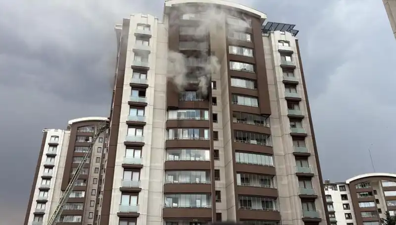 Ankara'daki Yangında 14 Katlı Binada Can Pazarı: Detaylar Şok Edici!