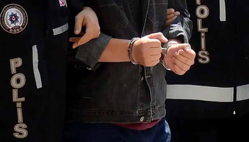Narkotik Operasyonunda Şok Gelişme: 73 Torbacı Eş Zamanlı Olarak Yakalandı!