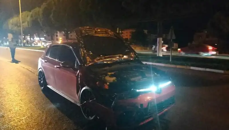 Balıkesir'de Otomobil ve Motosiklet Çarpıştı: Korkunç Kaza Sonucu 1 Ölü, 1 Yaralı!