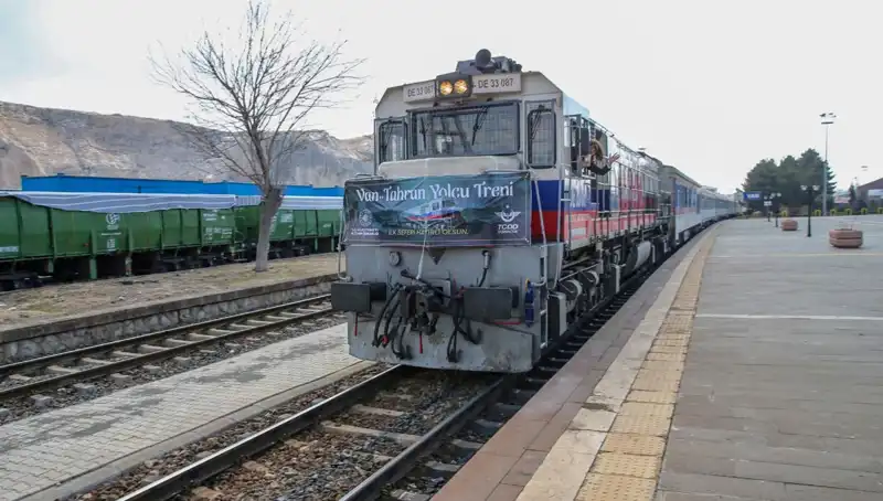 Van-Tahran Tren Seferleri Başladı: Tarihi Yolculuk İçin Hazır Müsaitlik!