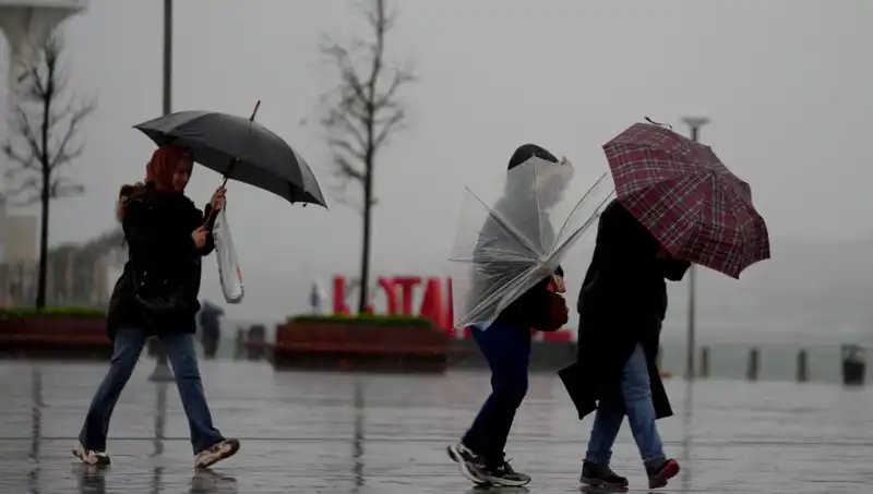 İstanbul'da Yarına Dikkat! Kuvvetli Sağanak Yağış Bekleniyor