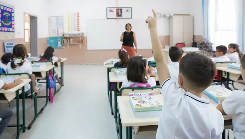 Öğretmenlerin Mayıs Ek Ders Ücretleri Bayram Öncesi Yatacak mı?