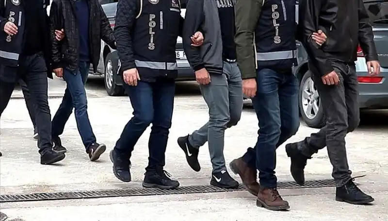 Ankara ve Antalya’da Büyüyen Tehdit: 20 Şüpheli Fuhuş ve Gasp Operasyonunda Yakalandı
