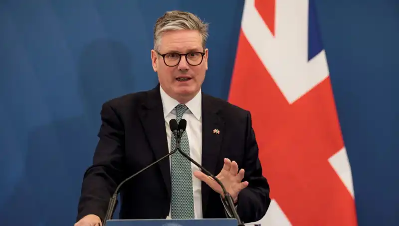 İngiltere Başbakanı Starmer'dan Tarihi Hükümet Değişikliği: David Lammy Yardımcı Olacak