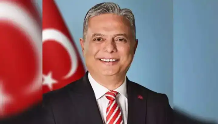 Ümit Uysal: CHP Genel Başkan Adayı ve Siyasi Kariyerine Dair Her Şey