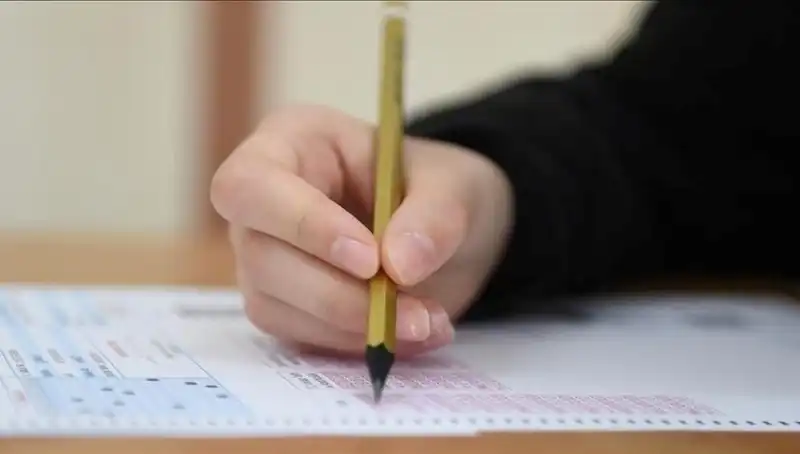 LGS Sınavı: Öğrenciler Zorlayıcı Sorularla Karşılaştı, Sonuçlar Şaşırttı