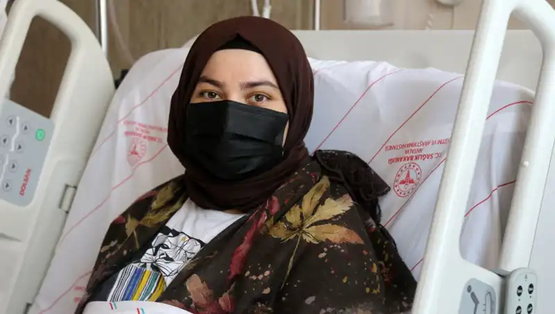 Bitki Çaylarının Zararı: Karaciğerini Kaybeden Genç, Nakille Hayata Döndü